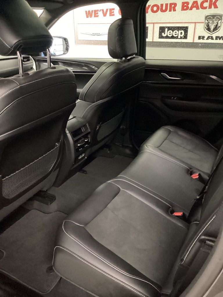 2023 Jeep Grand Cherokee Altitude 4x4