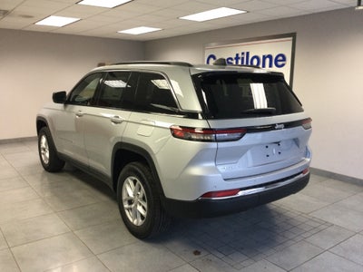 2025 Jeep Grand Cherokee GRAND CHEROKEE LAREDO X 4X4