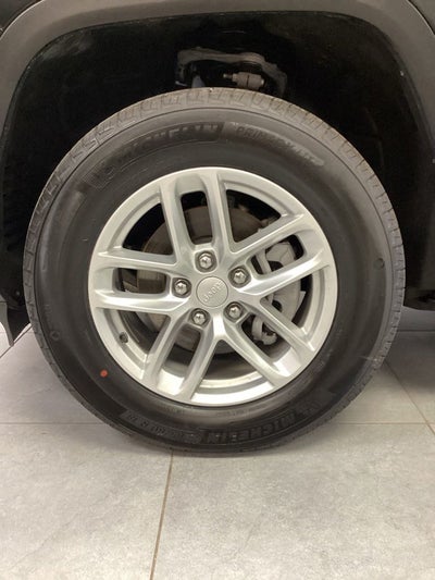 2026 Jeep Grand Cherokee GRAND CHEROKEE LAREDO X 4X4