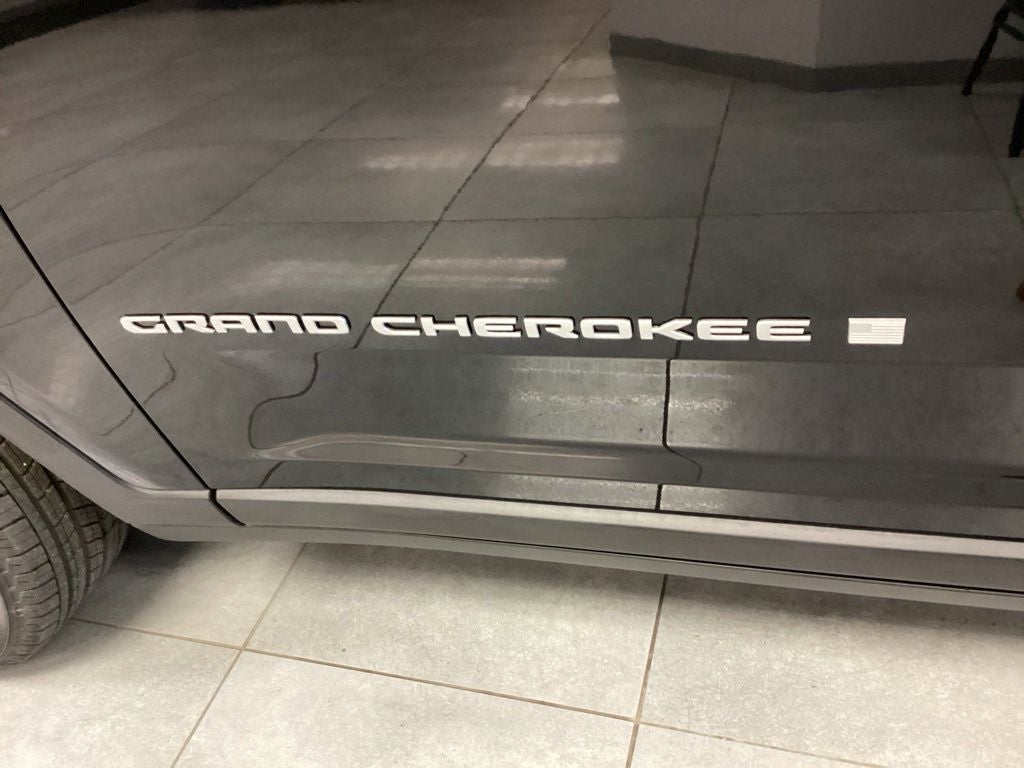 2026 Jeep Grand Cherokee GRAND CHEROKEE LAREDO X 4X4