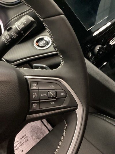 2026 Jeep Grand Cherokee GRAND CHEROKEE LAREDO X 4X4