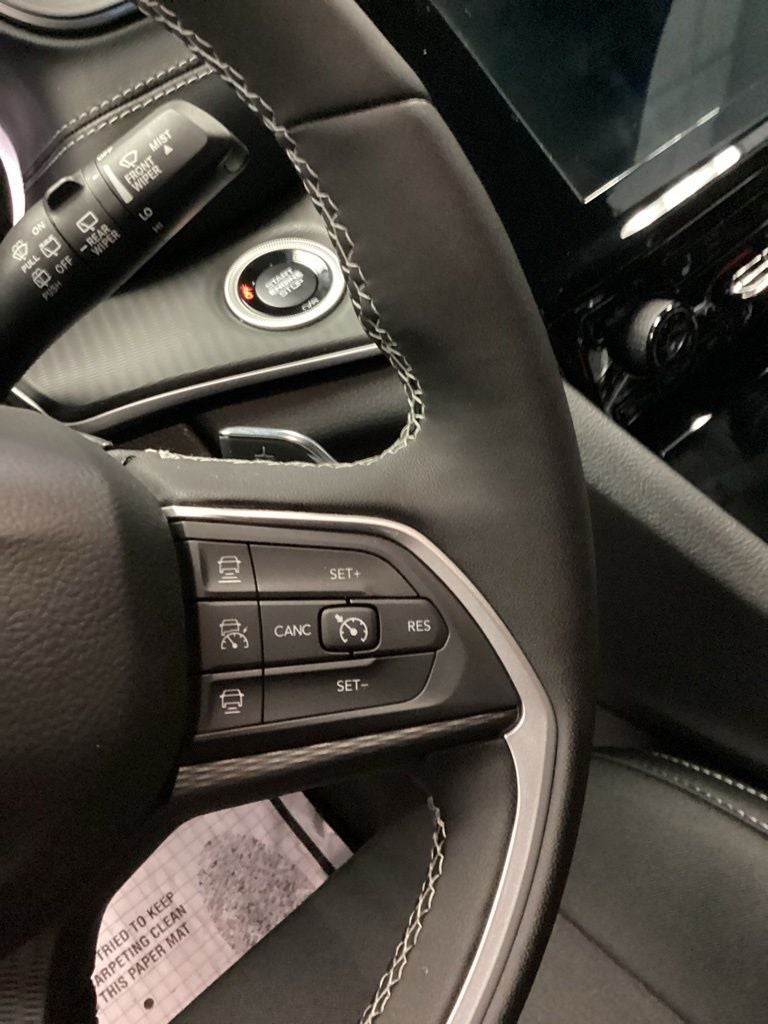 2026 Jeep Grand Cherokee GRAND CHEROKEE LAREDO X 4X4
