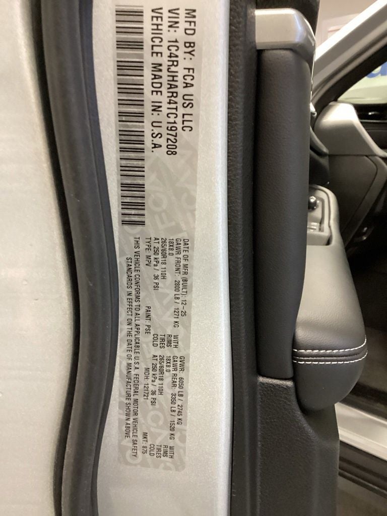 2026 Jeep Grand Cherokee GRAND CHEROKEE LAREDO ALTITUDE 4X4