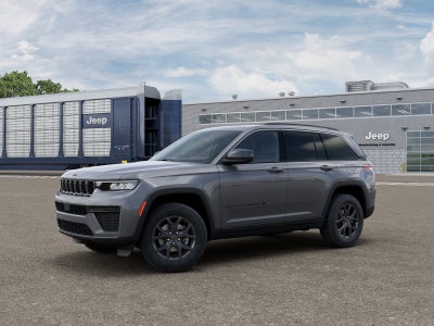 2027 Jeep Grand Cherokee Laredo Altitude