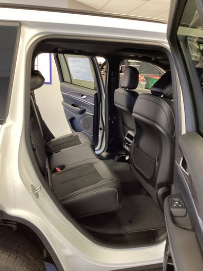 2027 Jeep Grand Cherokee GRAND CHEROKEE LAREDO ALTITUDE 4X4
