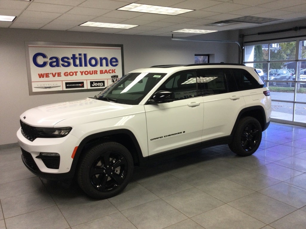 2025 Jeep Grand Cherokee GRAND CHEROKEE LIMITED 4X4