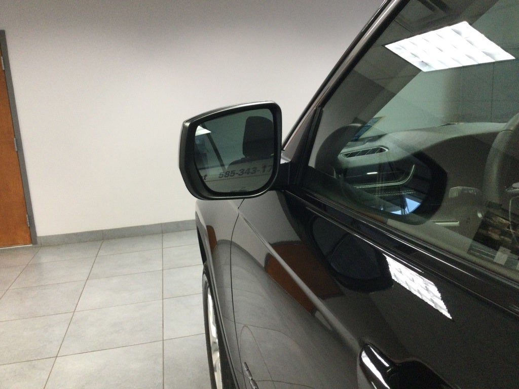 2023 Jeep Grand Cherokee L Laredo 4x4