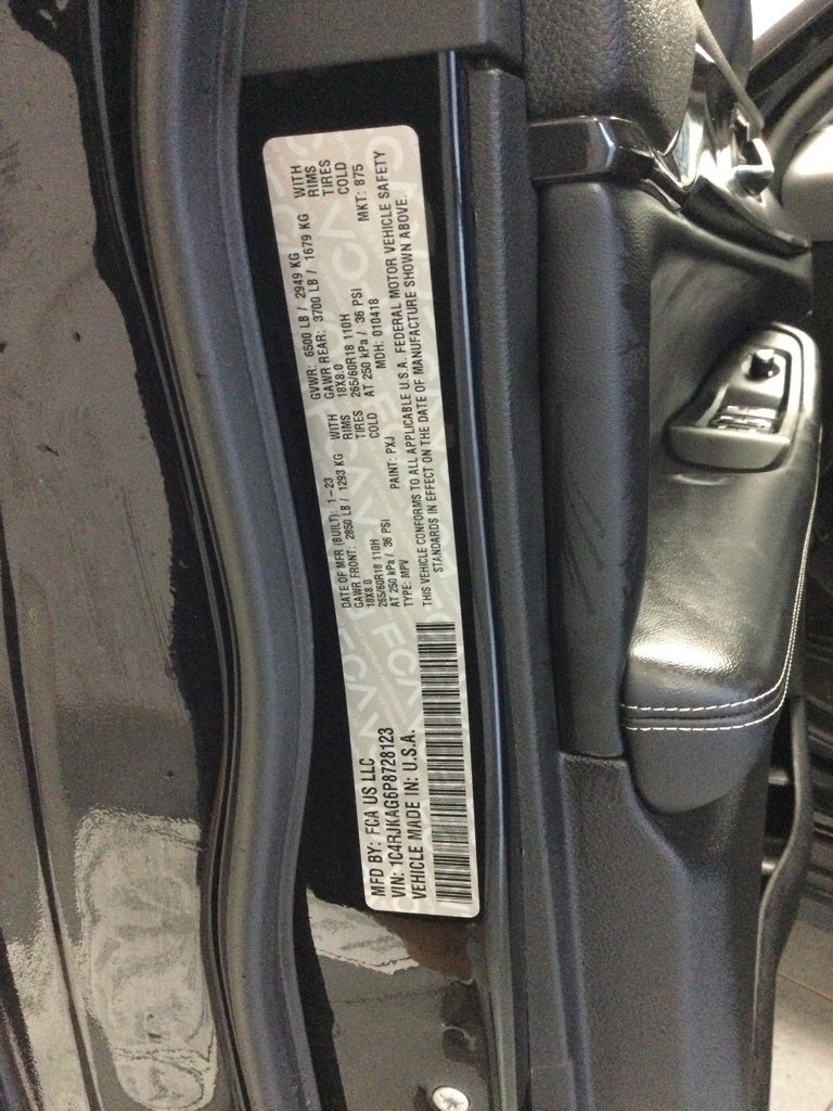 2023 Jeep Grand Cherokee L Laredo 4x4