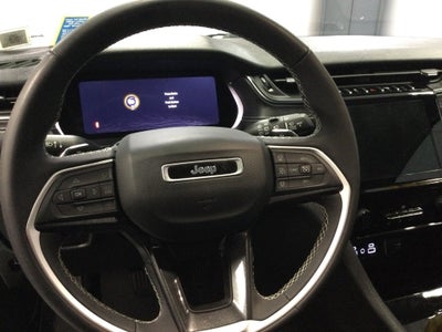 2023 Jeep Grand Cherokee L Laredo 4x4