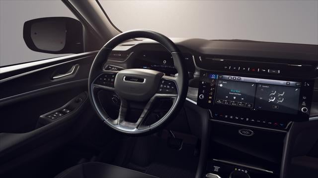 2026 Jeep Grand Cherokee GRAND CHEROKEE L LAREDO ALTITUDE 4X4