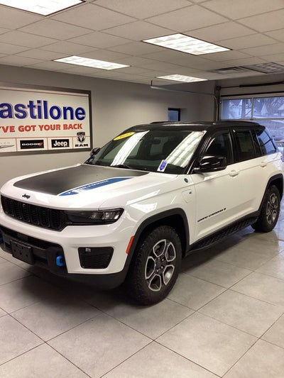 2022 Jeep Grand Cherokee 4xe Trailhawk 4x4
