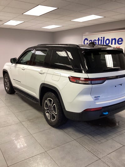 2022 Jeep Grand Cherokee 4xe Trailhawk 4x4