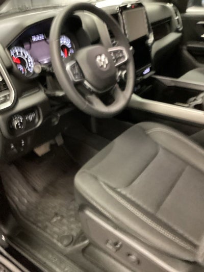 2025 RAM 1500 Big Horn Crew Cab 4x4 5'7' Box