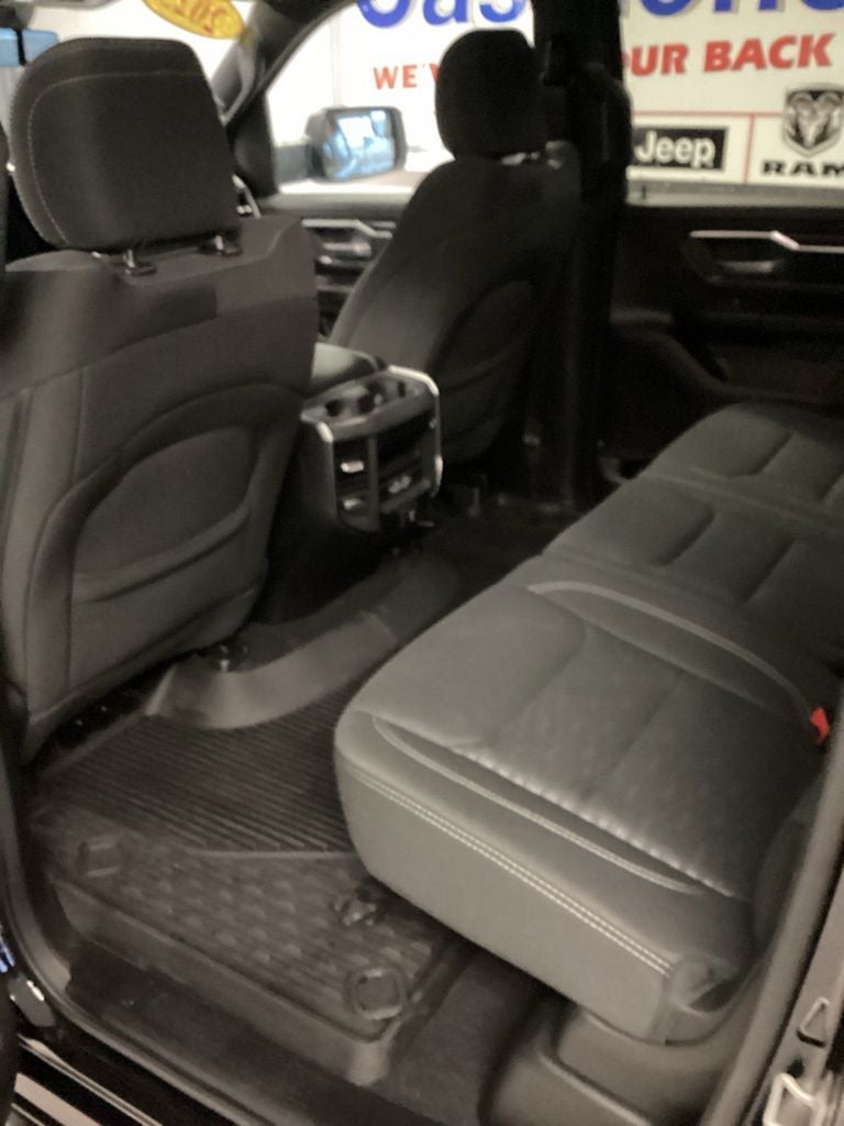 2025 RAM 1500 Big Horn Crew Cab 4x4 5'7' Box