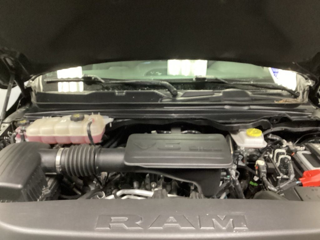 2025 RAM 1500 Big Horn Crew Cab 4x4 5'7' Box