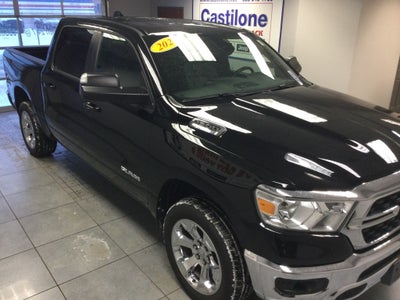 2022 RAM 1500 Big Horn Crew Cab 4x4 5'7' Box