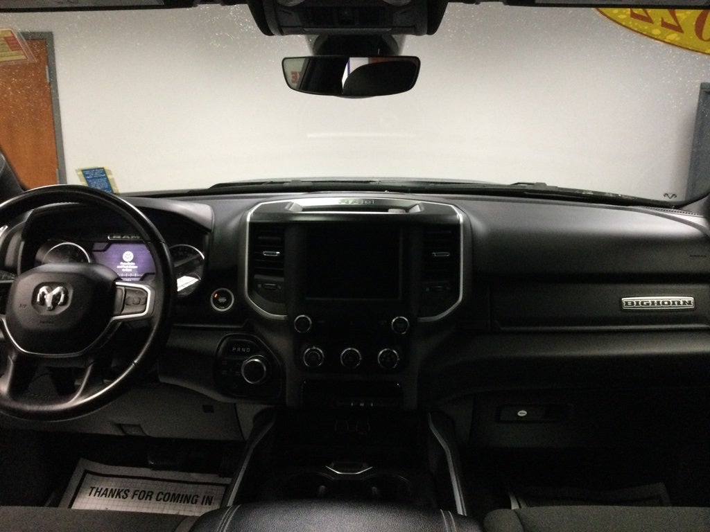 2022 RAM 1500 Big Horn Crew Cab 4x4 5'7' Box