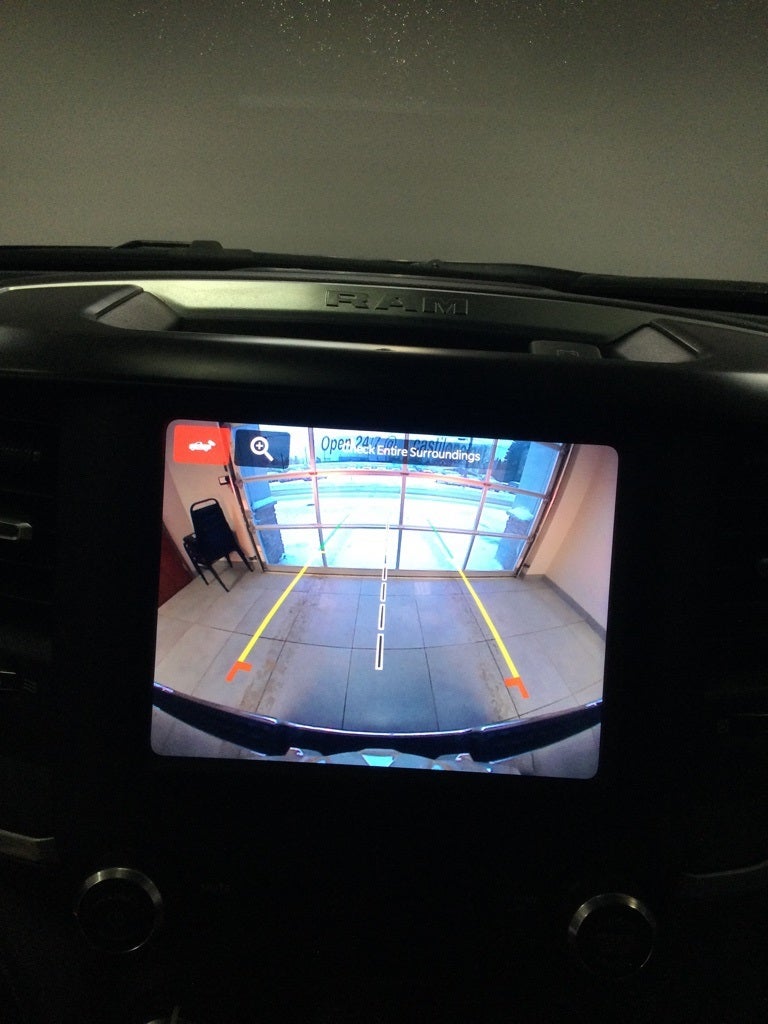 2022 RAM 1500 Big Horn Crew Cab 4x4 5'7' Box