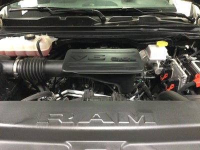 2022 RAM 1500 Big Horn Crew Cab 4x4 5'7' Box