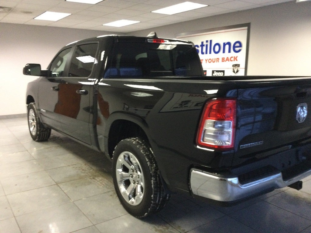 2022 RAM 1500 Big Horn Crew Cab 4x4 5'7' Box