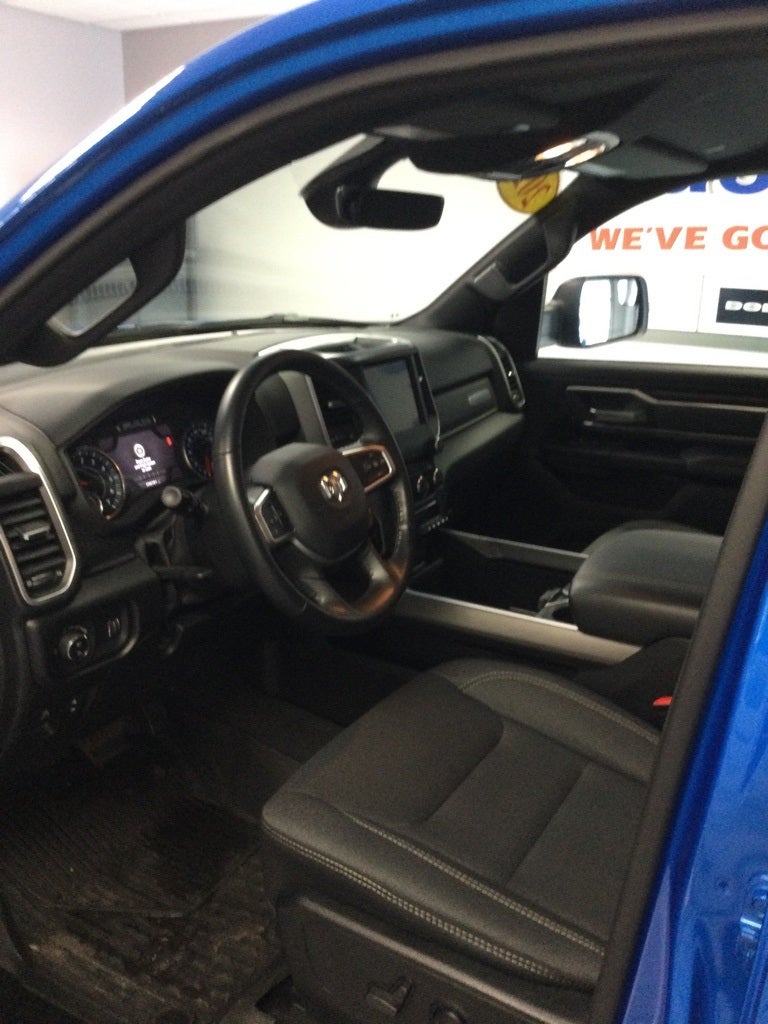 2022 RAM 1500 Big Horn Crew Cab 4x4 5'7' Box