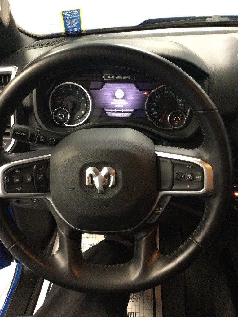 2022 RAM 1500 Big Horn Crew Cab 4x4 5'7' Box