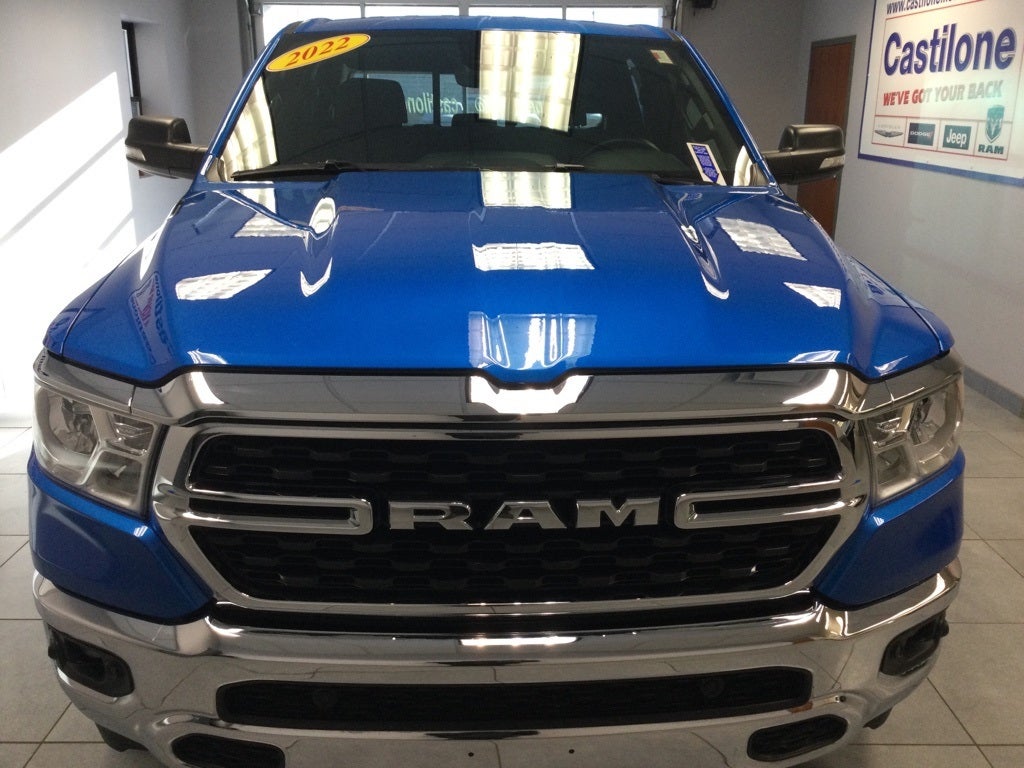 2022 RAM 1500 Big Horn Crew Cab 4x4 5'7' Box