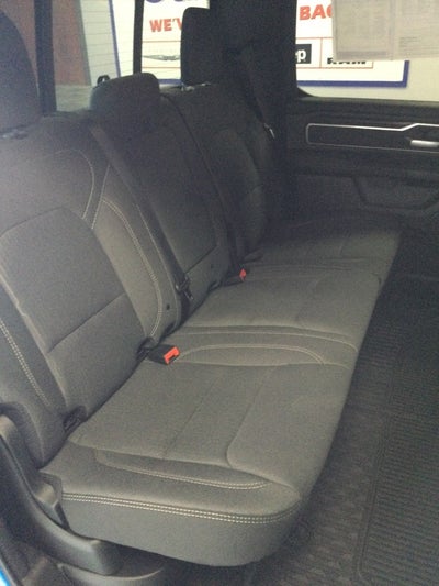 2022 RAM 1500 Big Horn Crew Cab 4x4 5'7' Box