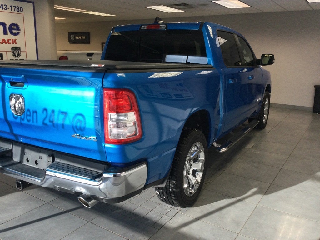 2022 RAM 1500 Big Horn Crew Cab 4x4 5'7' Box