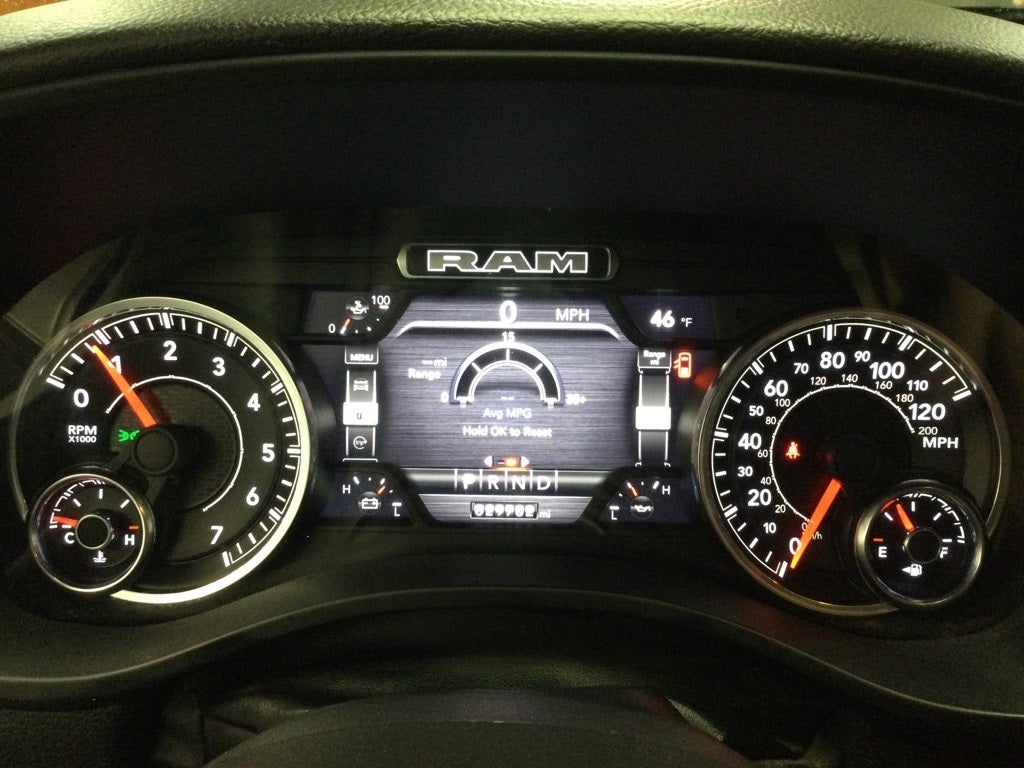 2022 RAM 1500 Big Horn Crew Cab 4x4 5'7' Box