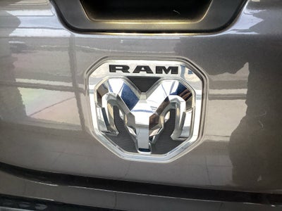2024 RAM 1500 Tradesman Crew Cab 4x4 5'7' Box