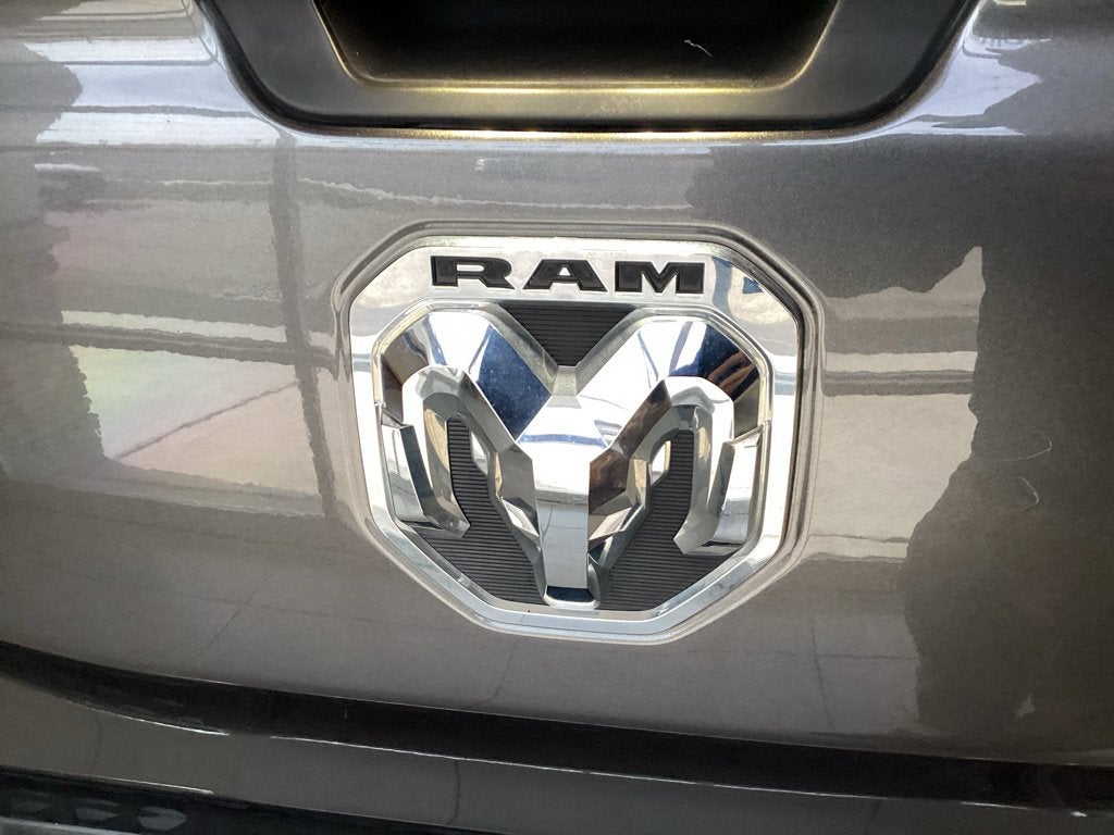 2024 RAM 1500 Tradesman Crew Cab 4x4 5'7' Box