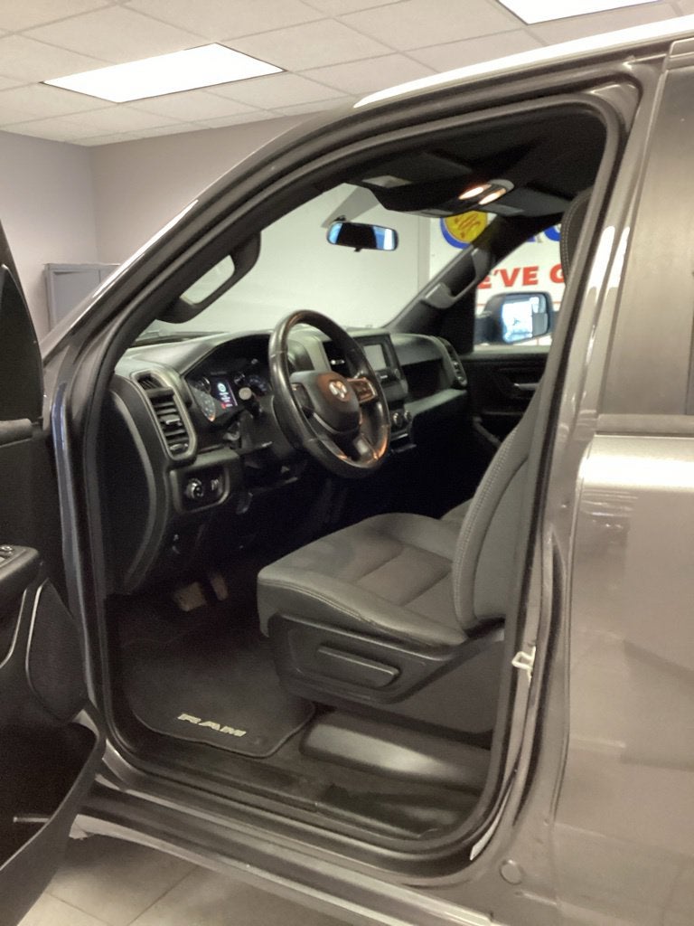 2024 RAM 1500 Tradesman Crew Cab 4x4 5'7' Box
