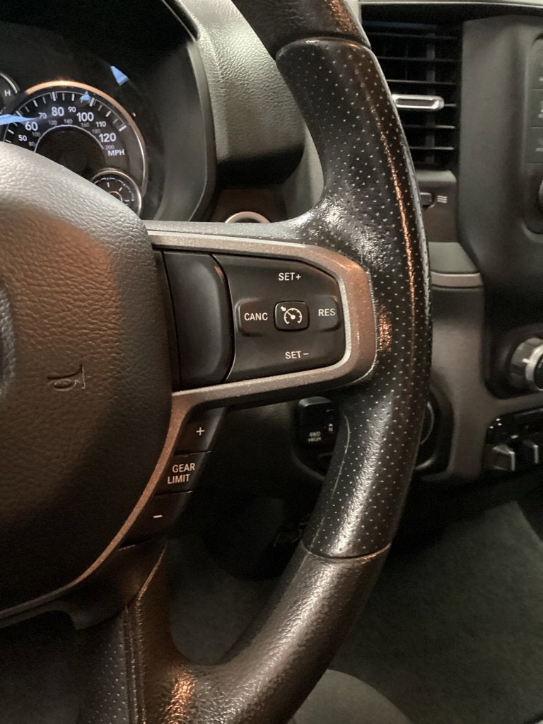 2024 RAM 1500 Tradesman Crew Cab 4x4 5'7' Box