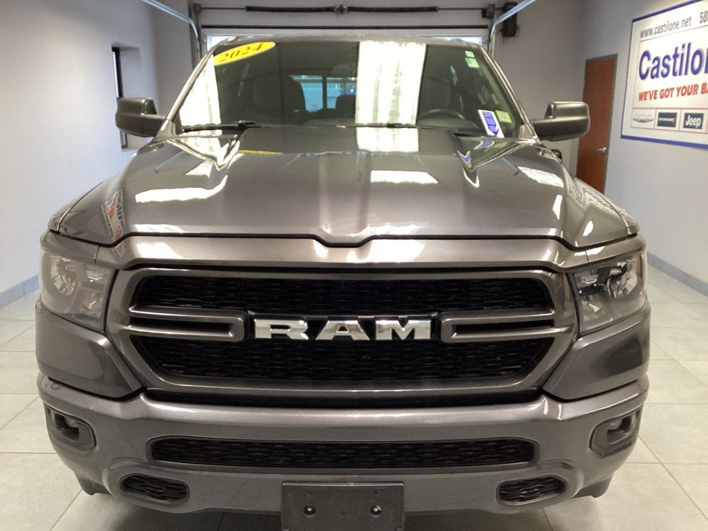 2024 RAM 1500 Tradesman Crew Cab 4x4 5'7' Box