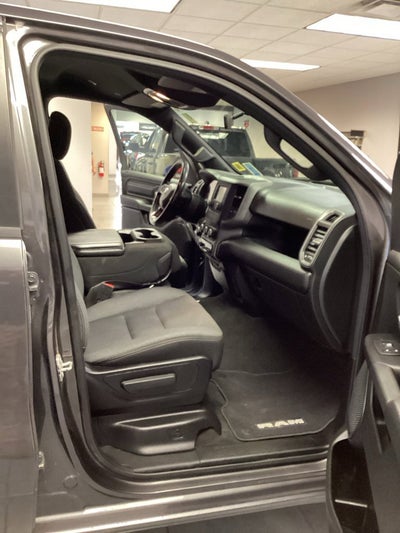 2024 RAM 1500 Tradesman Crew Cab 4x4 5'7' Box