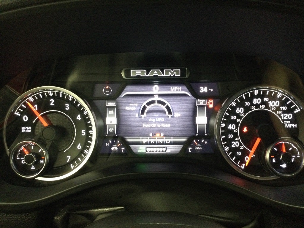 2022 RAM 1500 Laramie Crew Cab 4x4 6'4' Box