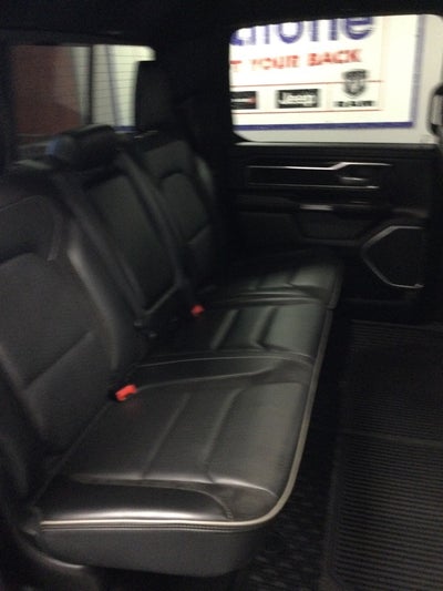 2022 RAM 1500 Laramie Crew Cab 4x4 6'4' Box