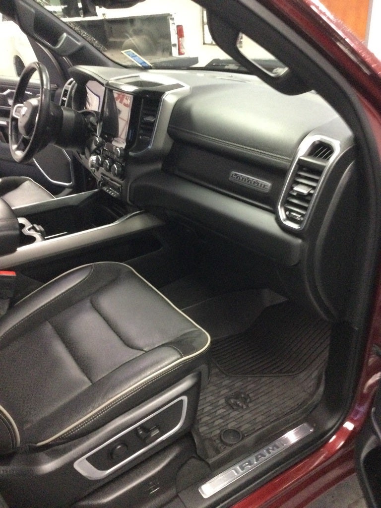 2022 RAM 1500 Laramie Crew Cab 4x4 6'4' Box