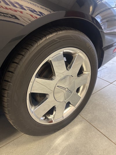 2002 Ford Thunderbird Base