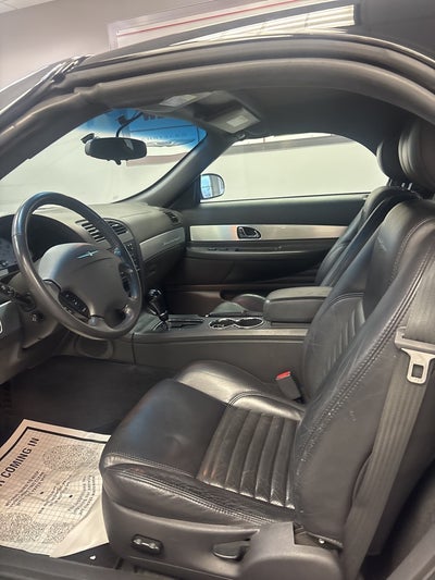 2002 Ford Thunderbird Base