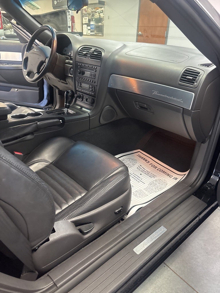 2002 Ford Thunderbird Base