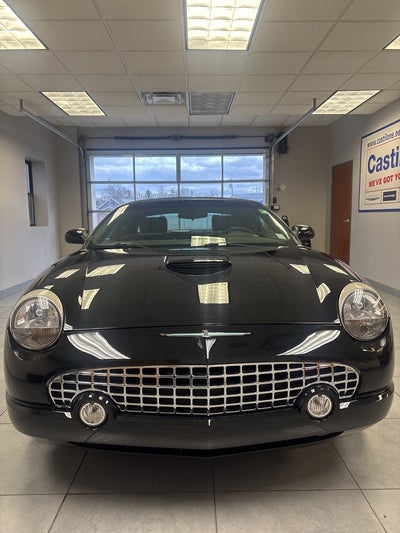 2002 Ford Thunderbird Base