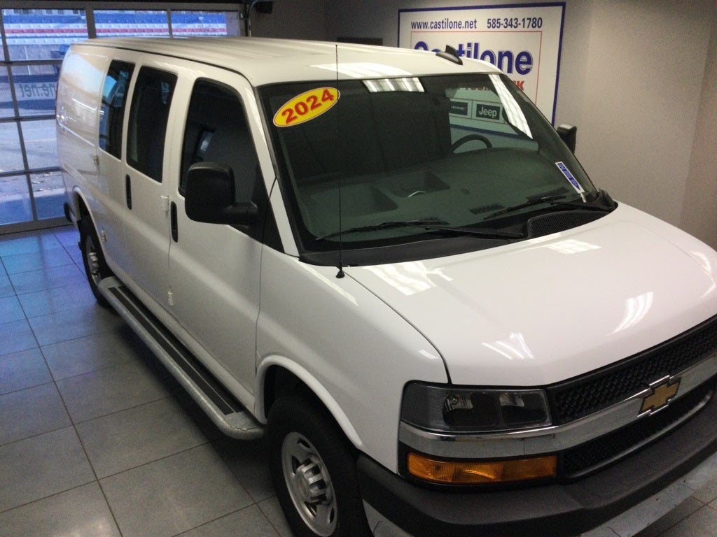 2024 Chevrolet Express Cargo RWD 2500 Regular Wheelbase WT