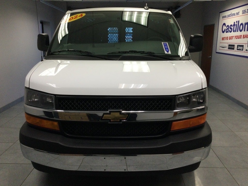 2024 Chevrolet Express Cargo RWD 2500 Regular Wheelbase WT