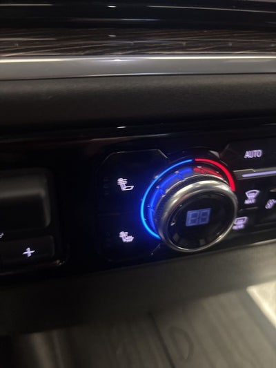 2025 GMC Sierra 2500HD 4WD Crew Cab Long Bed SLE