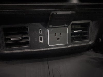 2025 GMC Sierra 2500HD 4WD Crew Cab Long Bed SLE