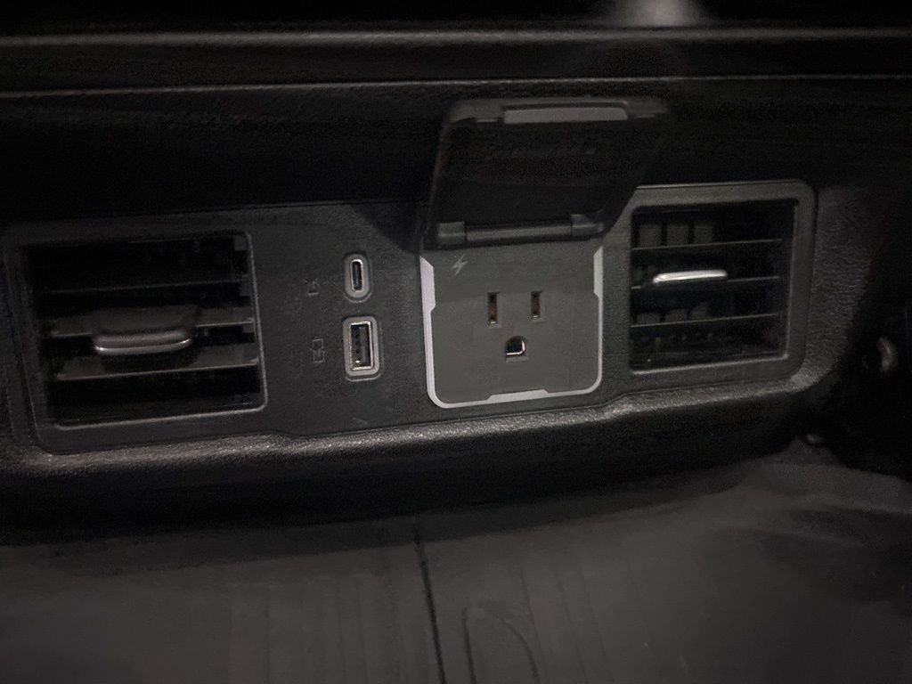 2025 GMC Sierra 2500HD 4WD Crew Cab Long Bed SLE