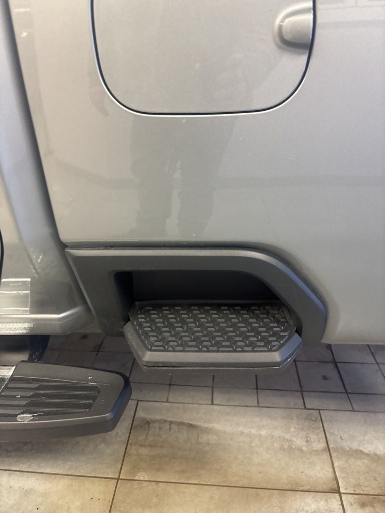 2025 GMC Sierra 2500HD 4WD Crew Cab Long Bed SLE