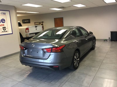 2022 Nissan Altima SV FWD